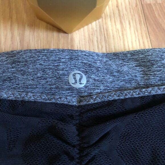 Lululemon Heathered Gray Black Mesh Detail Capri Leggings - Picture 7 of 8